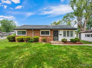 2756 Lancaster Dr, Markham, IL 60428