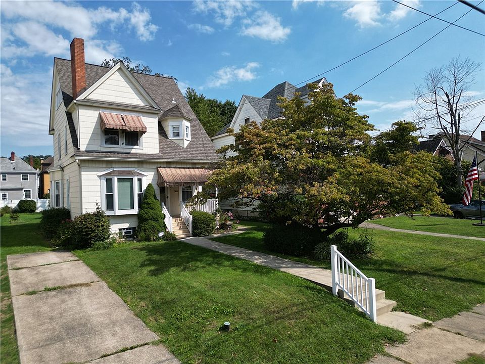 1st image of 52 Linshaw Ave