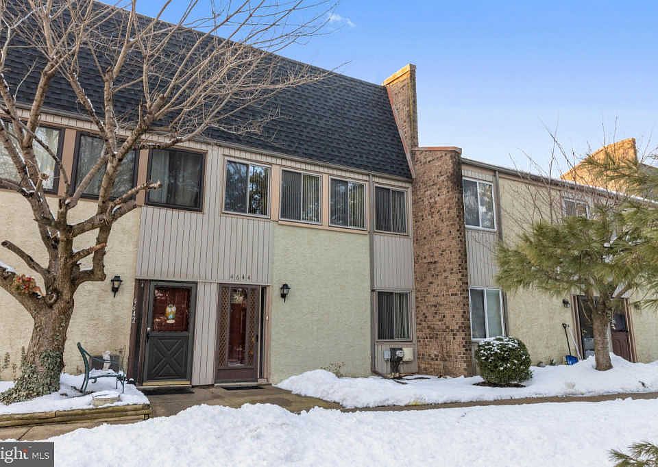 1st image of 4644 Essex Ct