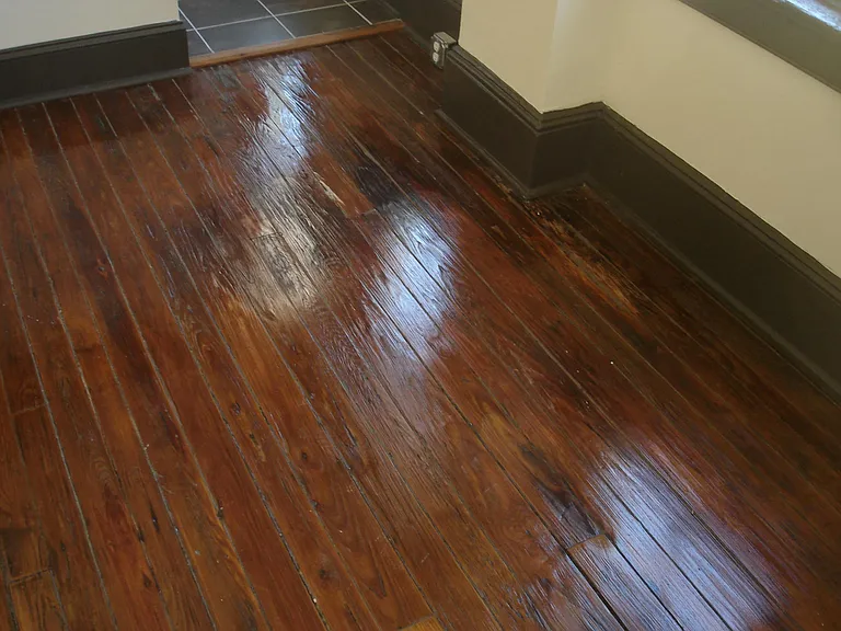 712 Grove Ave #B — Photo 2