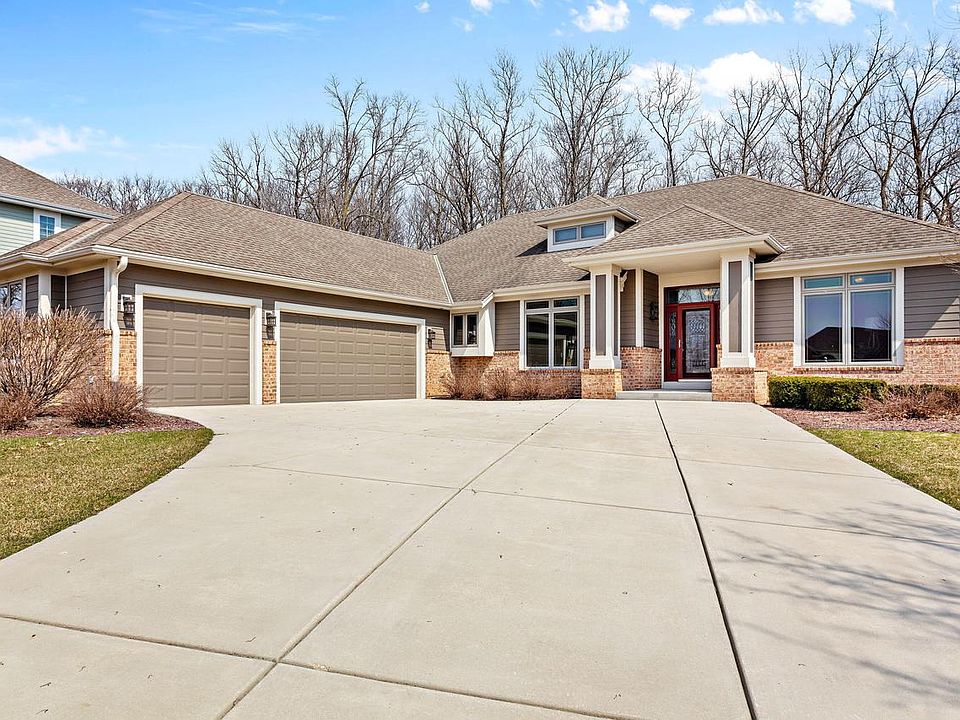 3252 Creekwood CIRCLE, Jackson, WI 53037 | Zillow