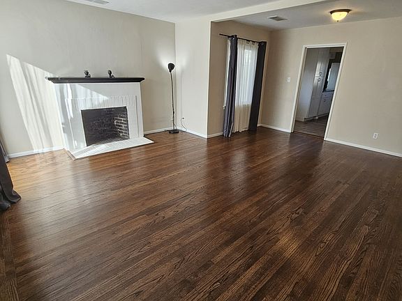 2nd image of 412 Elm Ave