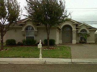 2008 Placita Dr, Laredo, TX 78045