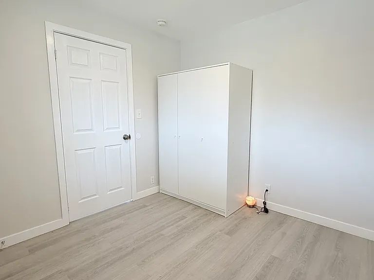 1091 Marion Ave #MAIN — Photo 16