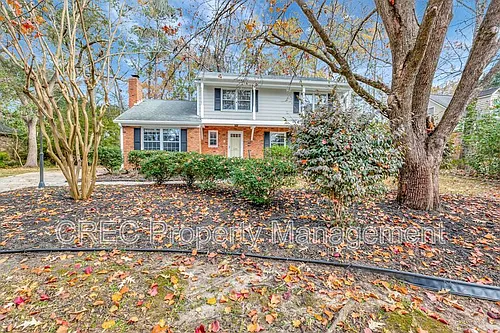 321 Shaftesbury Ln Photo 1