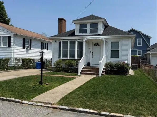 12 Gail Ave, Cranston, RI 02905