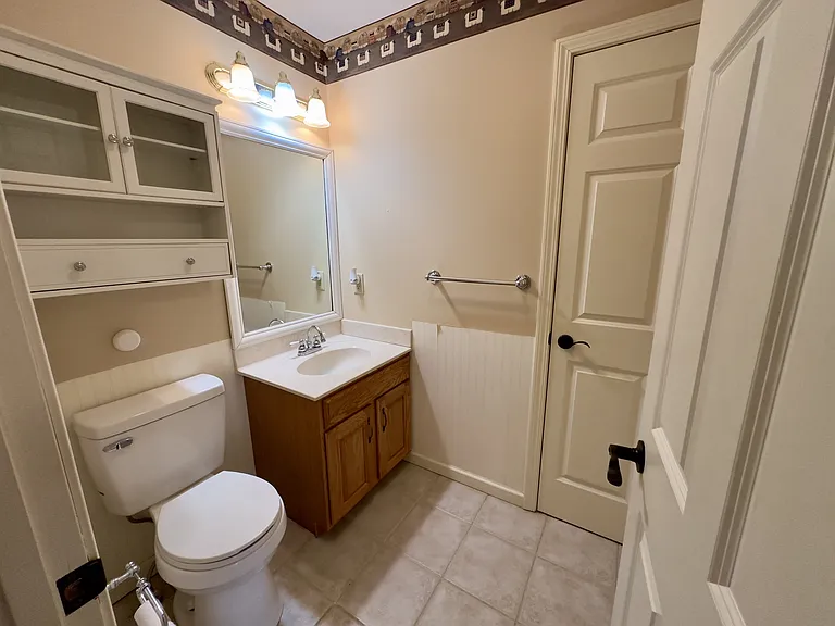 690 Terrace Lake Rd — Photo 59