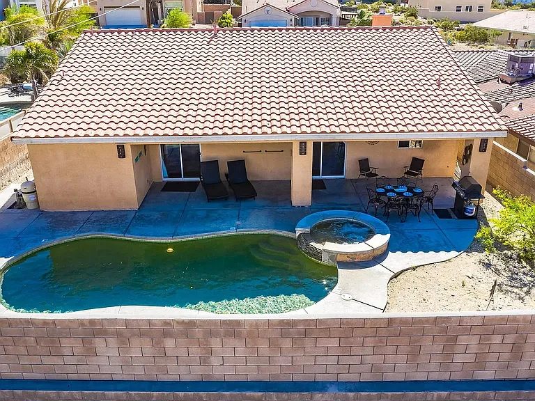 12557 Maui Way — Photo 26