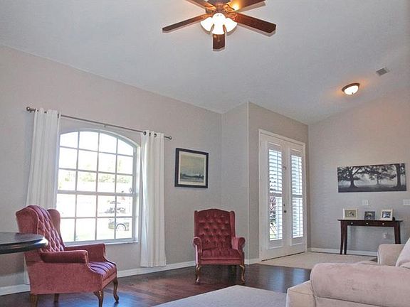 4th image of 17408 Mary Charlotte Pl