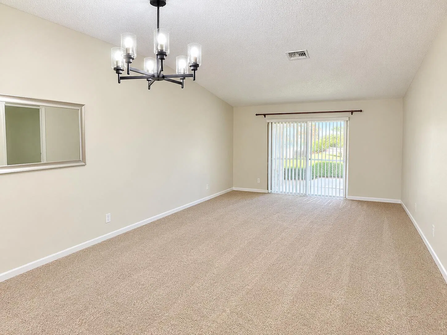 2 bed, 2.0 bath, 1120 sqft, $2,250 — Photo 3