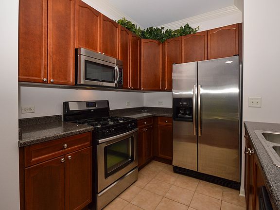 5th image of 5100 W 96th St APT 238