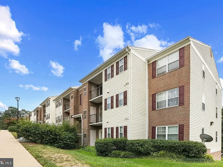 14807 Rydell Rd #204 — Photo 3