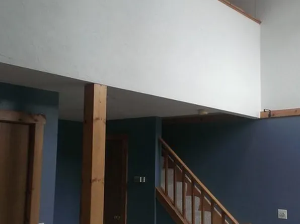 191 City Depot Rd #B, Charlton, MA 01507