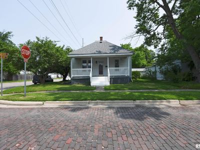 931 W Vandeveer St, Taylorville, IL, 62568