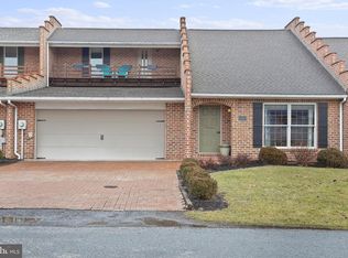 77 Brookmeadow Ln, Chambersburg, PA 17201