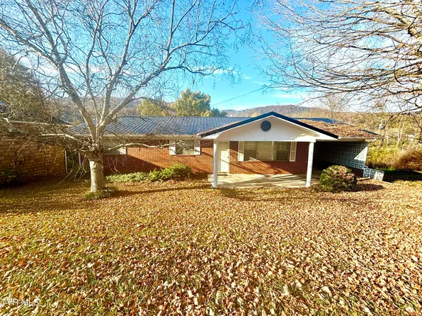 6361 Dr Thomas Walker Rd, Rose Hill, VA 24281