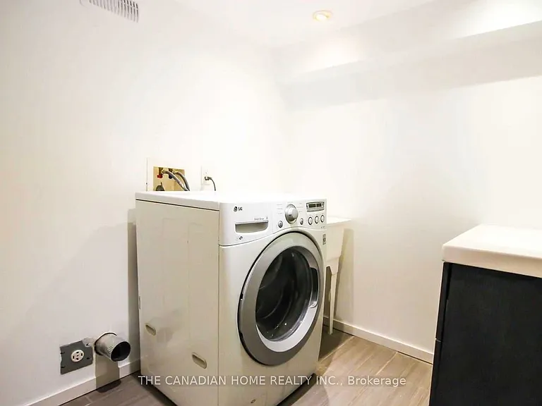 58 Burton St — Photo 26