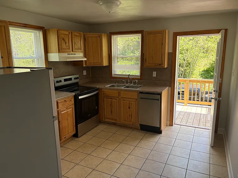 557 S Church St #A — Photo 6