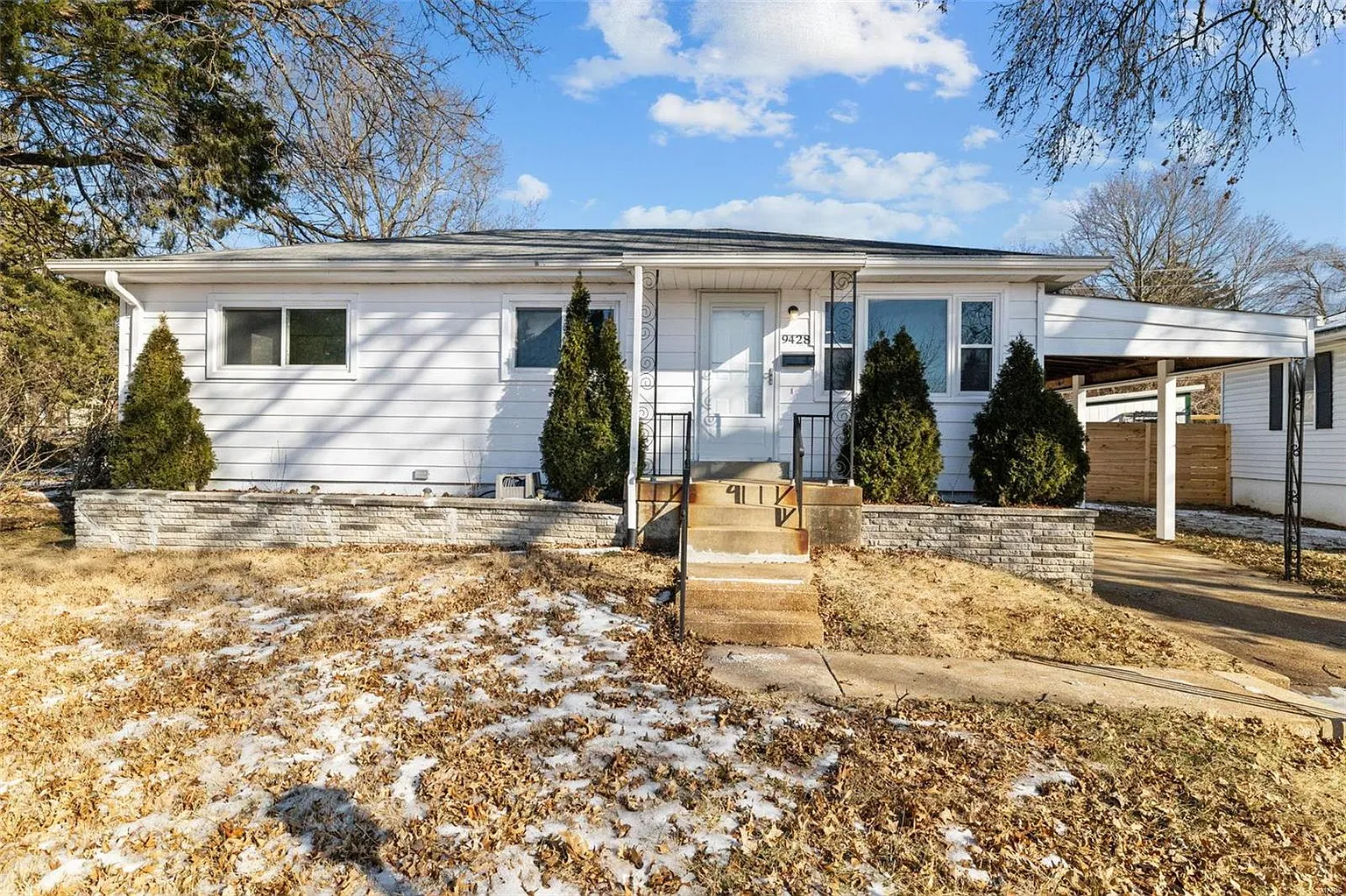 9428 Tiber Dr photo 1