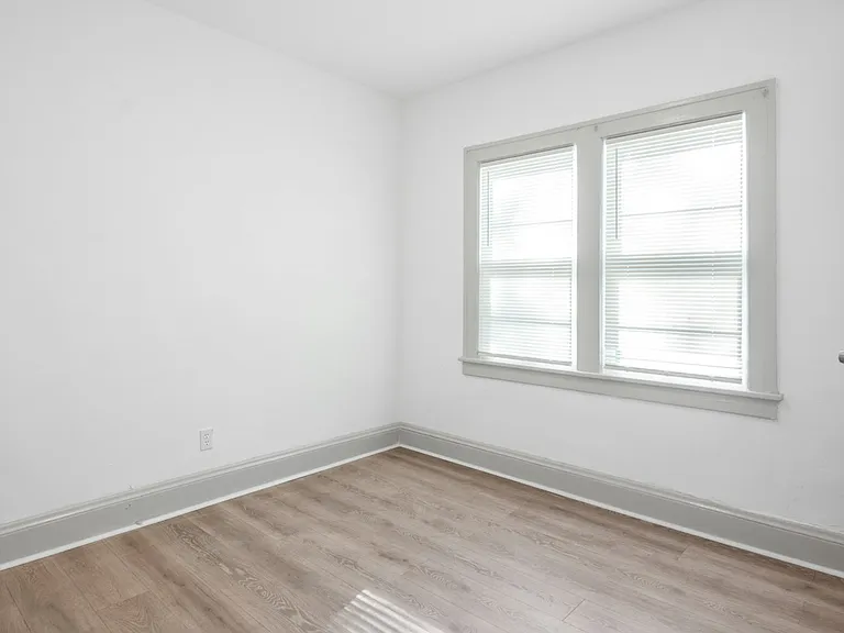 1554 Larchmont Rd #A — Photo 23