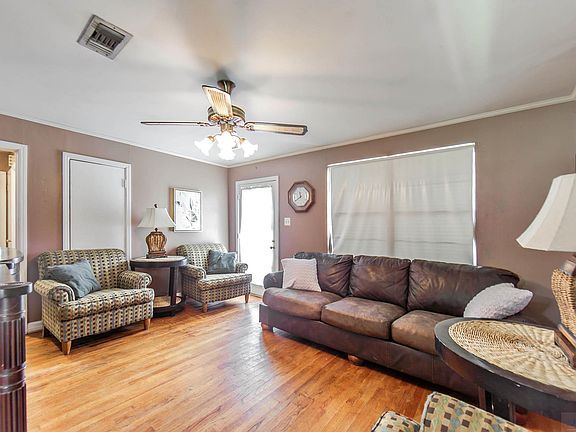 5th image of 408 Greenway Ave