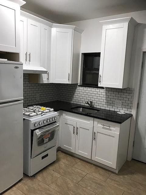 1st image of 17308 Jamaica Ave #3