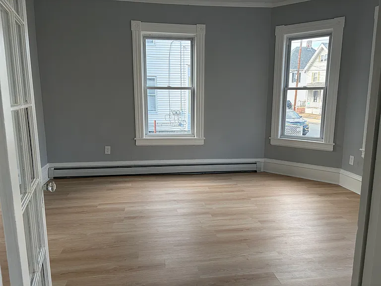29 Burtt St #2 — Photo 7