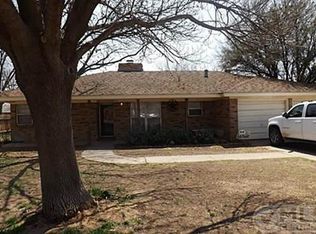 1017 NW 4th St, Hamlin, TX 79520