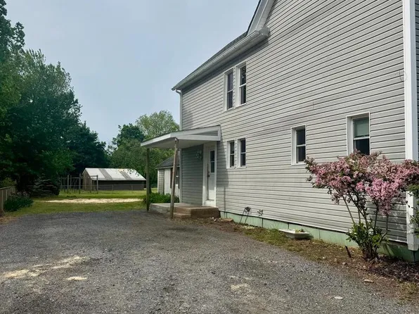 16 W David St, Frederica, DE 19946