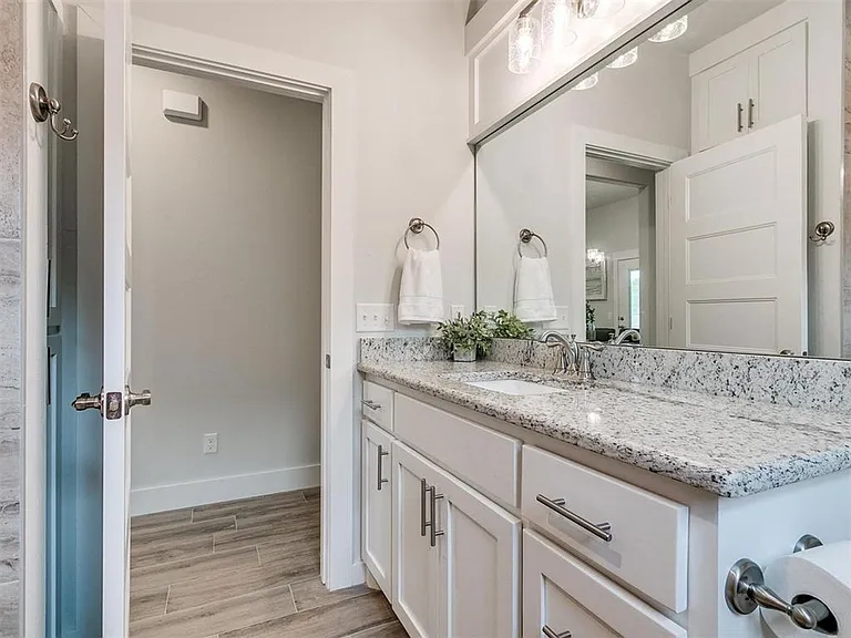 11500 Fairways Ave — Photo 31