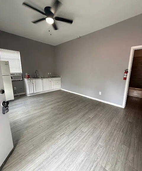 1412 Sydnor St — Photo 16