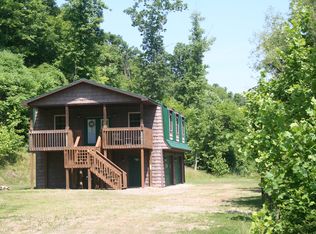 1956 Union Ridge Rd, Glenwood, WV 25520