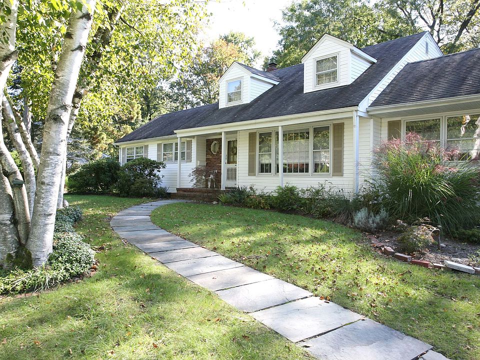 1st image of 35 Taylor Dr