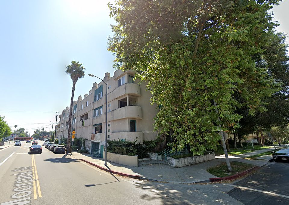 1st image of 13718 Moorpark St APT 102