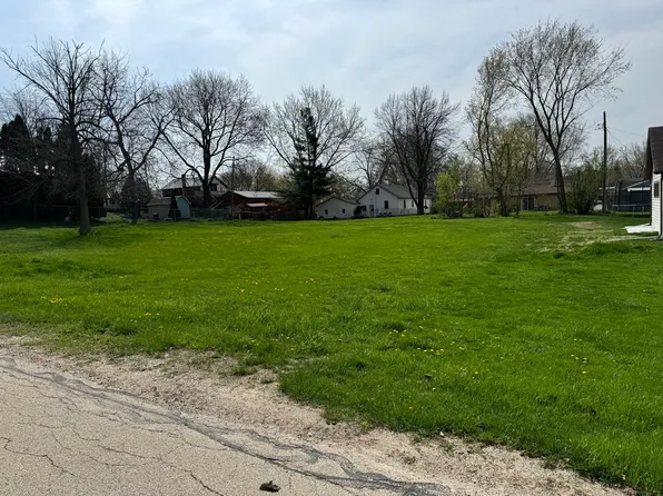LOT 9 Grove St, Hampshire, IL 60140