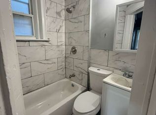 20 1/2 Willoughby St #SF, Newark, NJ 07112
