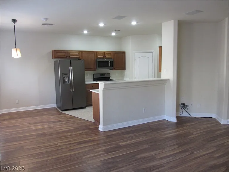 1726 Little Crow Ave — Photo 9