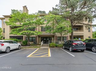 2708 Ridgefield Ct #2708, Helmetta, NJ 08828