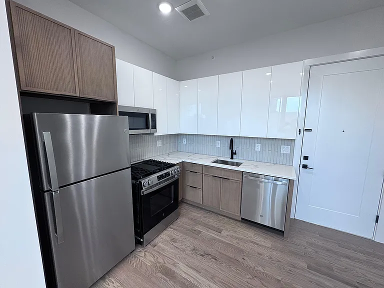 40 Lembeck Ave #304 — Photo 1