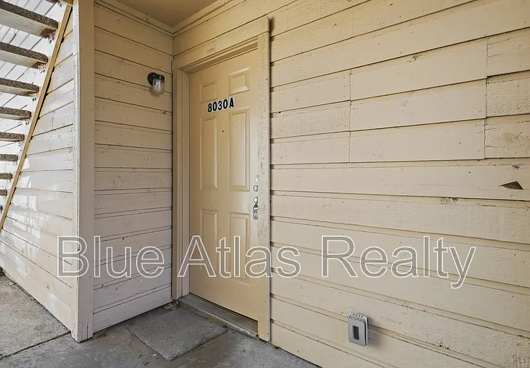 8030 Cambridge Cir #A — Photo 18
