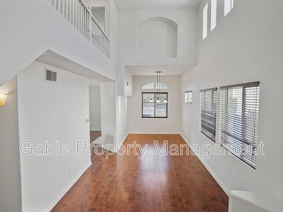 5th image of 19339 Ackerman Ave