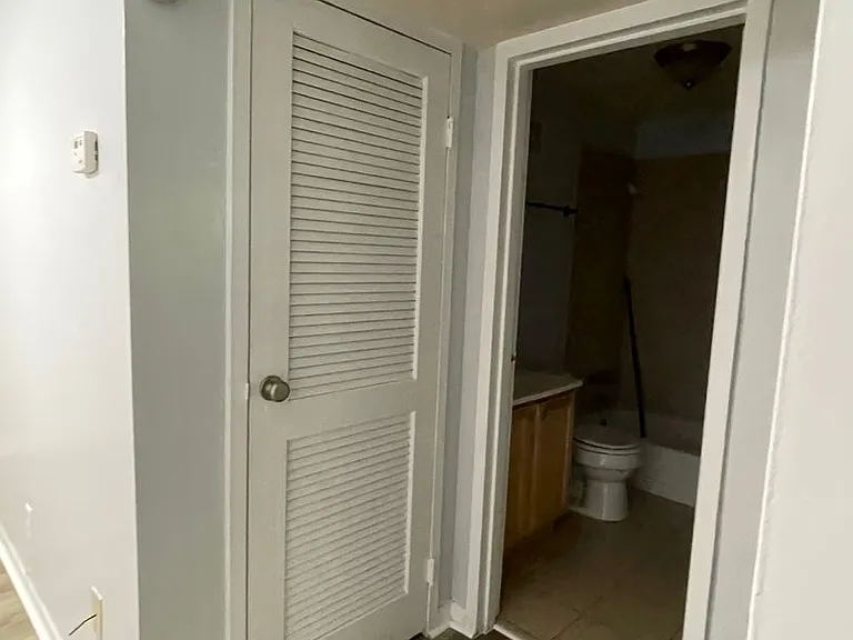 250 Little St #302B — Photo 10