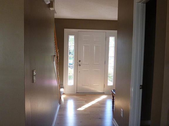 4th image of 3928 Wedgewood Place Dr