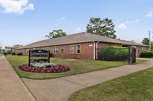 875 Doctor Martin Luther King Jr Ave #875 Photo 1