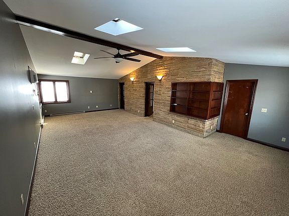3rd image of 1519 Lincoln Ave #B