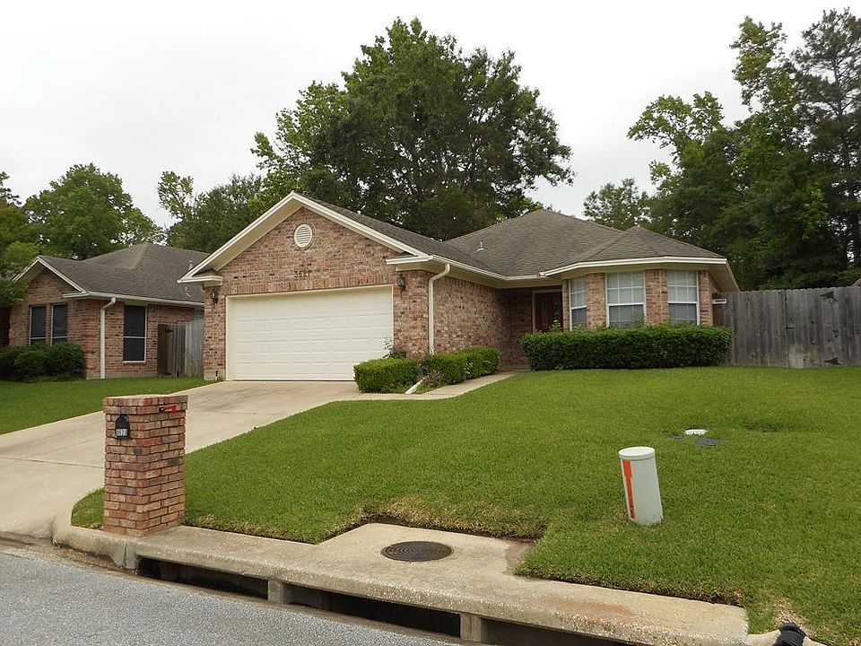 1st image of 3621 Ashbury Ln