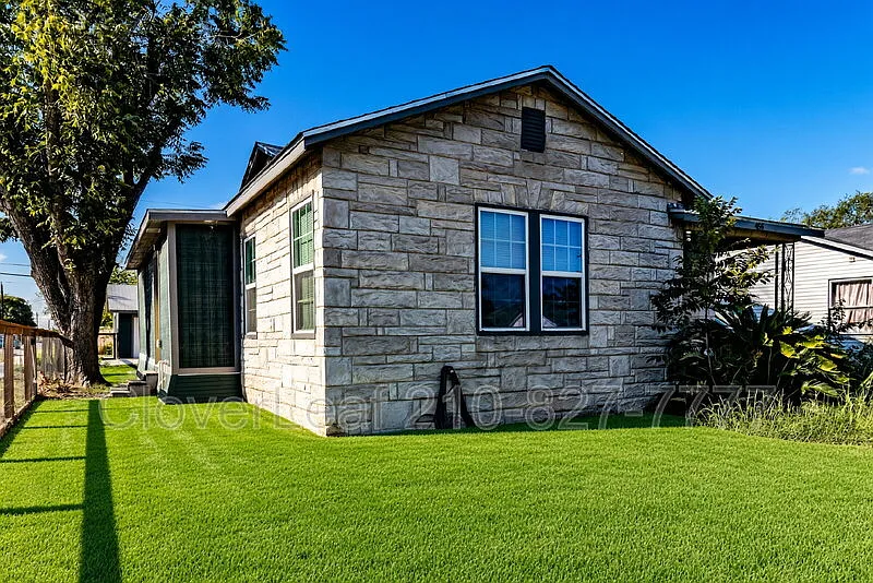 3 bed, 2.0 bath, 1203 sqft, $1,650 — Photo 4