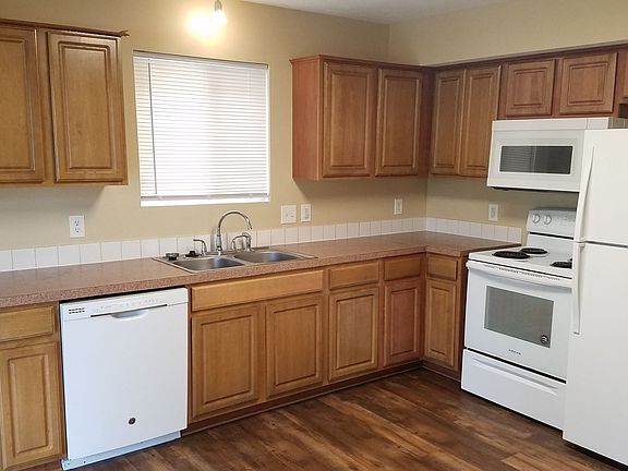 5th image of 3611 Avenue G #1