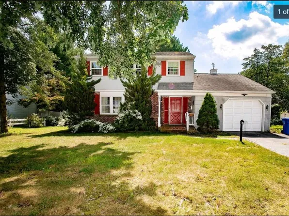 406 Dickinson Rd, Glassboro, NJ 08028