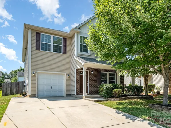 4563 Stone Mountain Dr, Gastonia, NC 28054